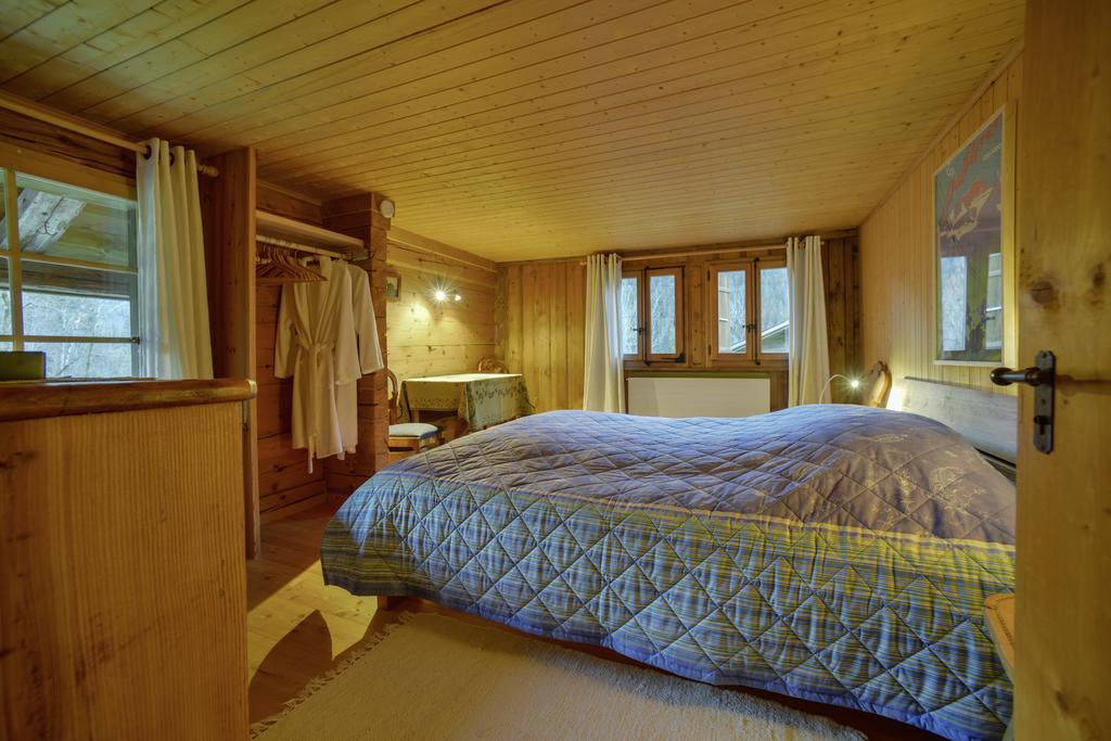 B&B Chalet la Croisée Vers L'Eglise Habitación foto